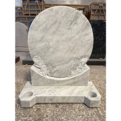 Pipacs márvány emlékmű